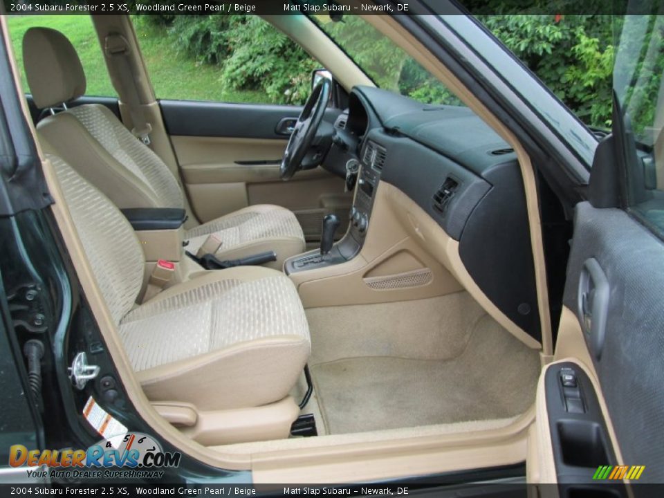 2004 Subaru Forester 2.5 XS Woodland Green Pearl / Beige Photo #17