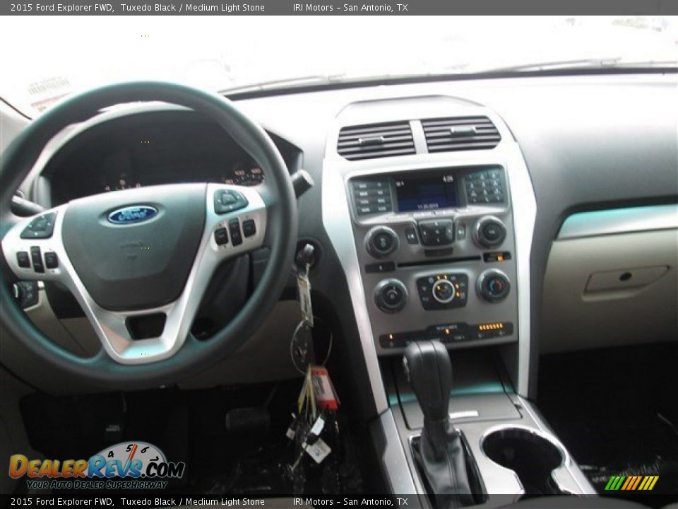 2015 Ford Explorer FWD Tuxedo Black / Medium Light Stone Photo #8