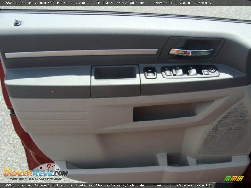 2008 Dodge Grand Caravan SXT Inferno Red Crystal Pearl / Medium Slate Gray/Light Shale Photo #13