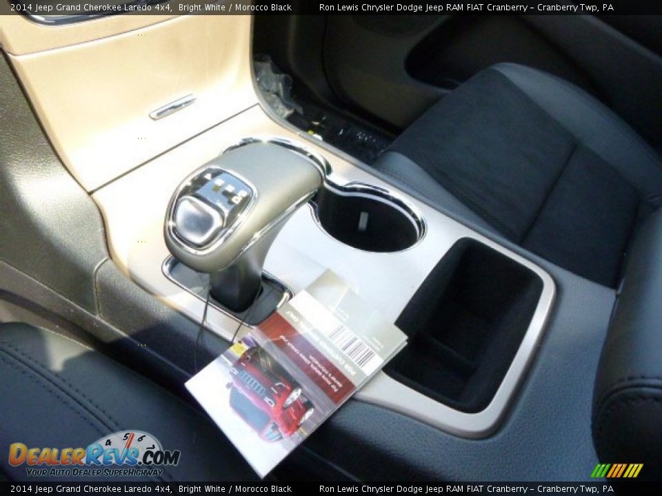 2014 Jeep Grand Cherokee Laredo 4x4 Bright White / Morocco Black Photo #17
