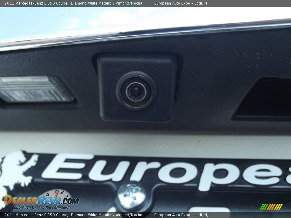 2011 Mercedes-Benz E 350 Coupe Diamond White Metallic / Almond/Mocha Photo #31