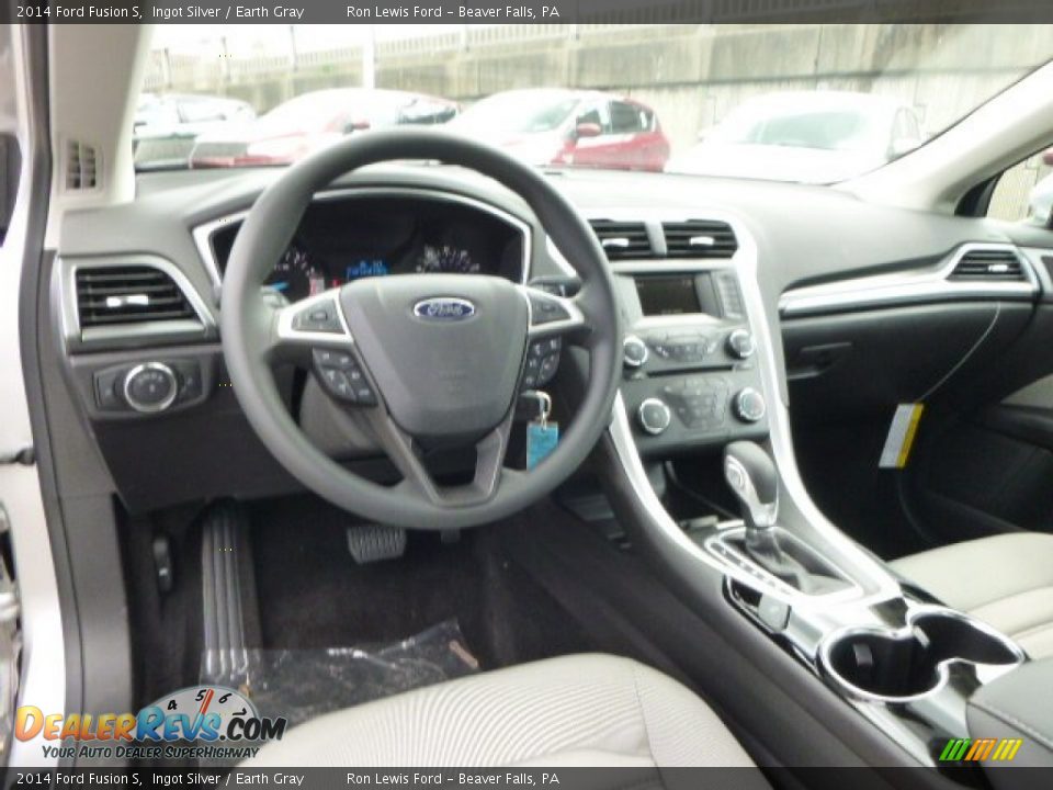 2014 Ford Fusion S Ingot Silver / Earth Gray Photo #14