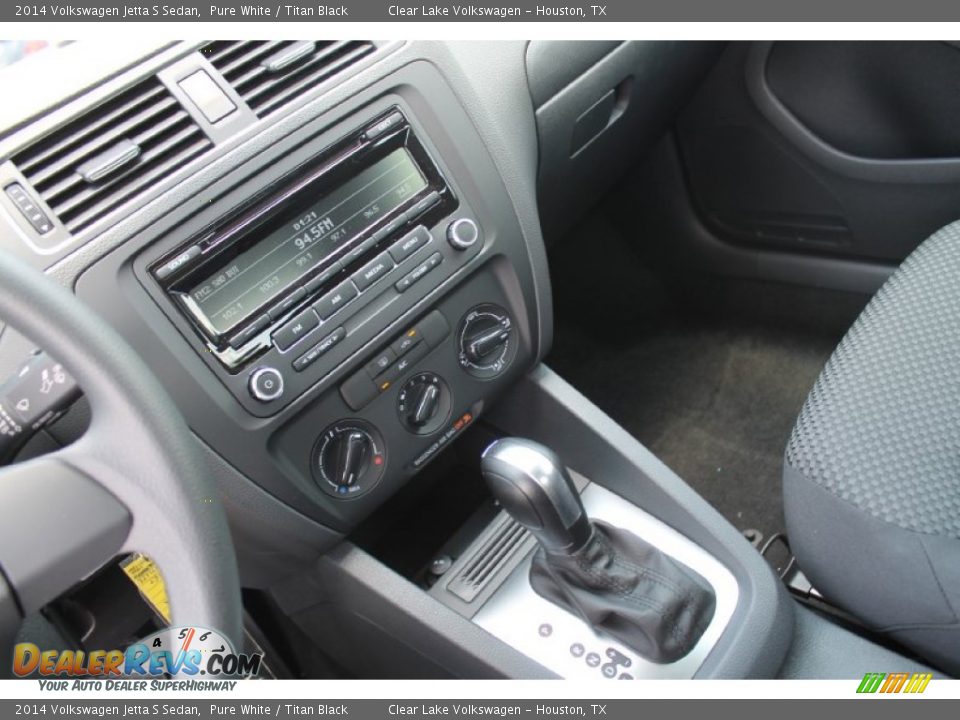 2014 Volkswagen Jetta S Sedan Pure White / Titan Black Photo #12