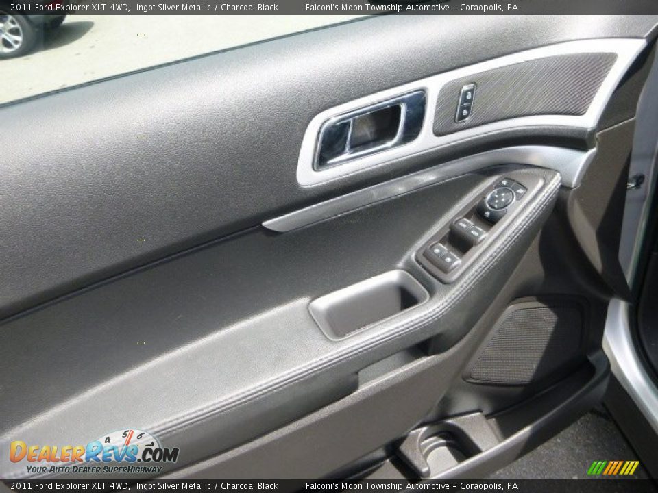 2011 Ford Explorer XLT 4WD Ingot Silver Metallic / Charcoal Black Photo #20