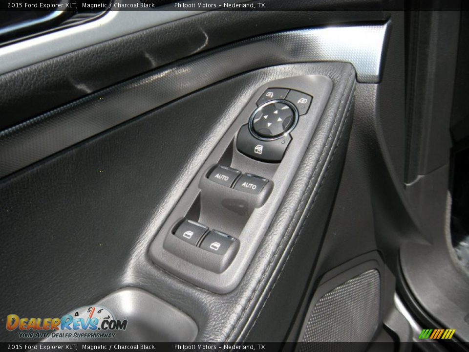 2015 Ford Explorer XLT Magnetic / Charcoal Black Photo #25