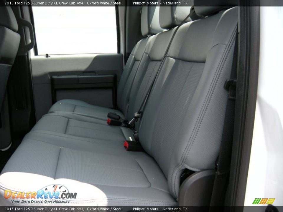 2015 Ford F250 Super Duty XL Crew Cab 4x4 Oxford White / Steel Photo #22
