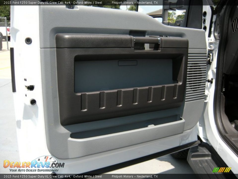 2015 Ford F250 Super Duty XL Crew Cab 4x4 Oxford White / Steel Photo #23