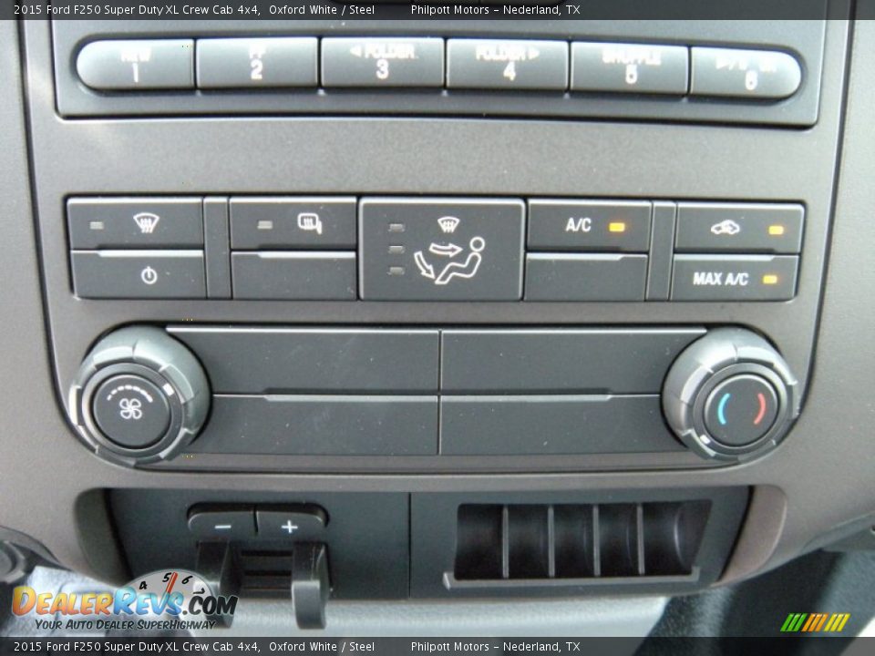 2015 Ford F250 Super Duty XL Crew Cab 4x4 Oxford White / Steel Photo #30