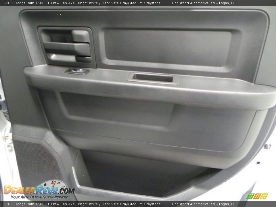 2012 Dodge Ram 1500 ST Crew Cab 4x4 Bright White / Dark Slate Gray/Medium Graystone Photo #16