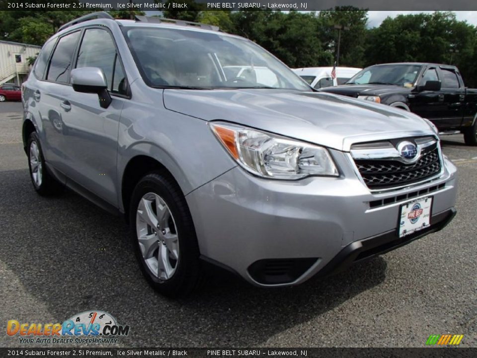 2014 Subaru Forester 2.5i Premium Ice Silver Metallic / Black Photo #3