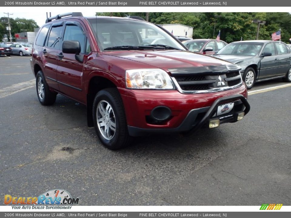 2006 Mitsubishi Endeavor LS AWD Ultra Red Pearl / Sand Blast Beige Photo #3