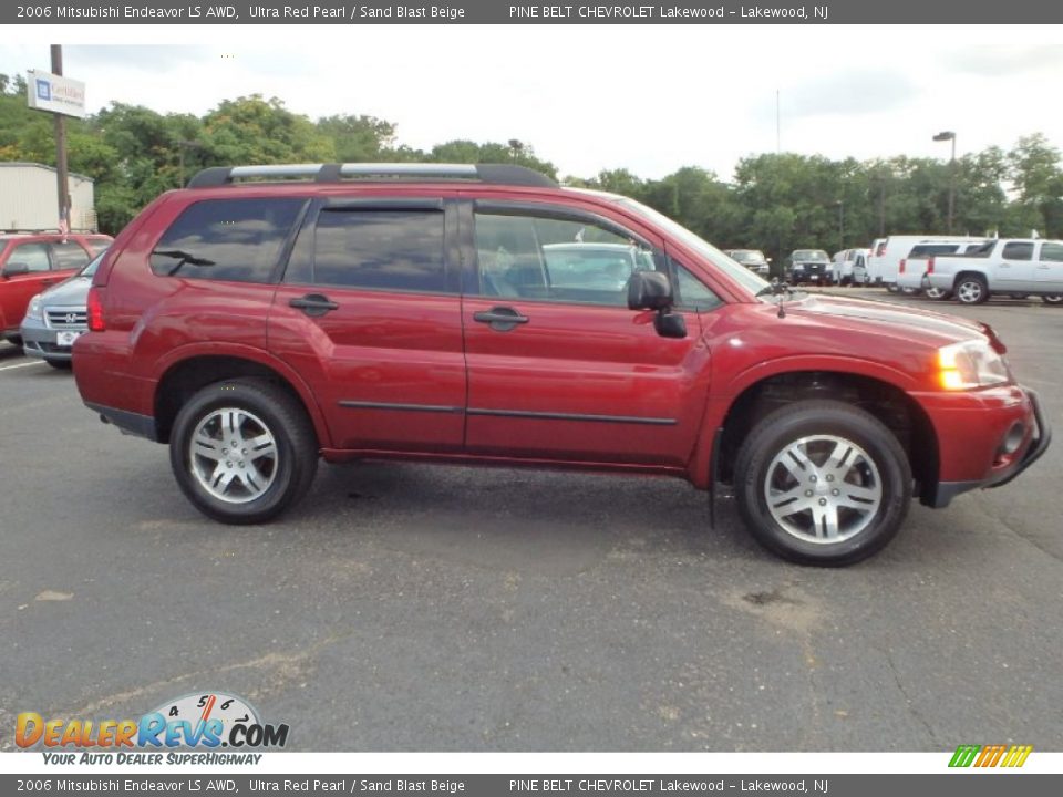 2006 Mitsubishi Endeavor LS AWD Ultra Red Pearl / Sand Blast Beige Photo #4