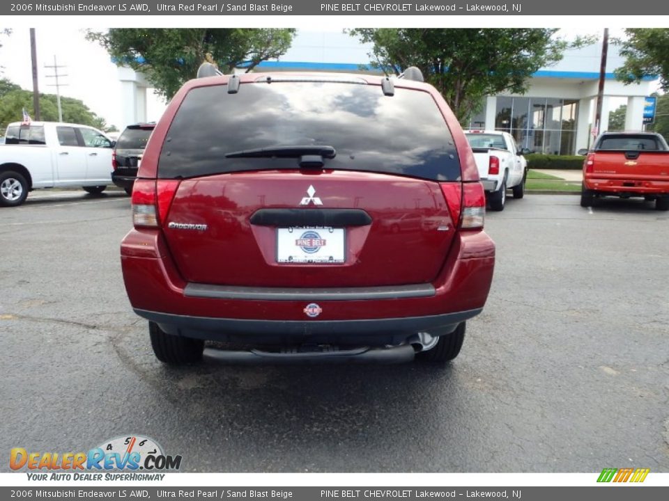 2006 Mitsubishi Endeavor LS AWD Ultra Red Pearl / Sand Blast Beige Photo #6