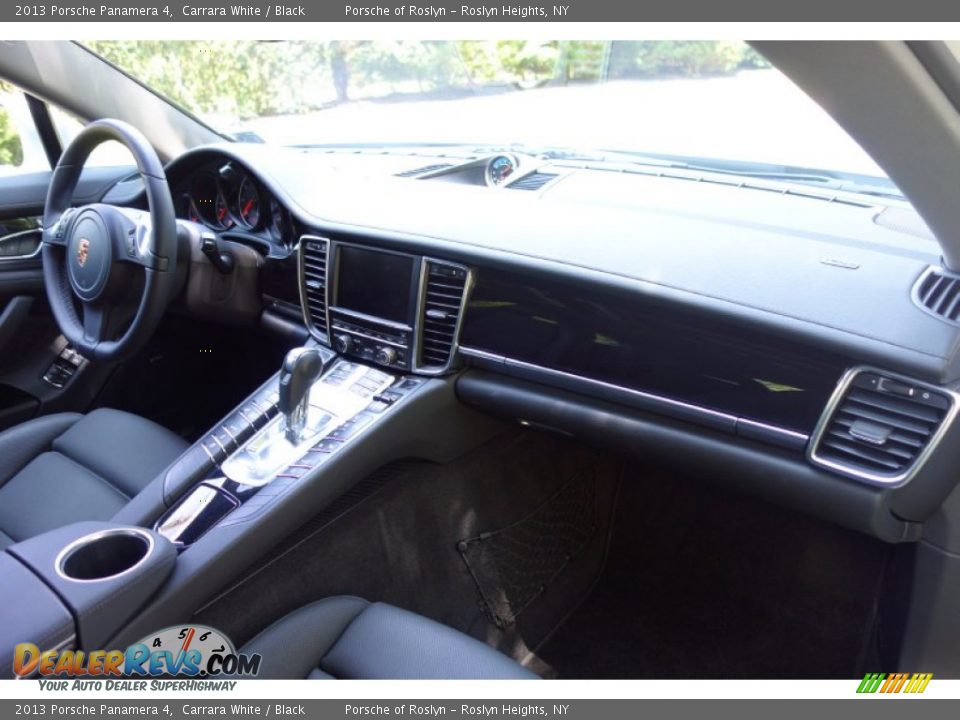 2013 Porsche Panamera 4 Carrara White / Black Photo #17