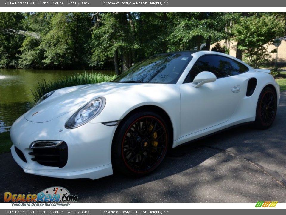Front 3/4 View of 2014 Porsche 911 Turbo S Coupe Photo #1