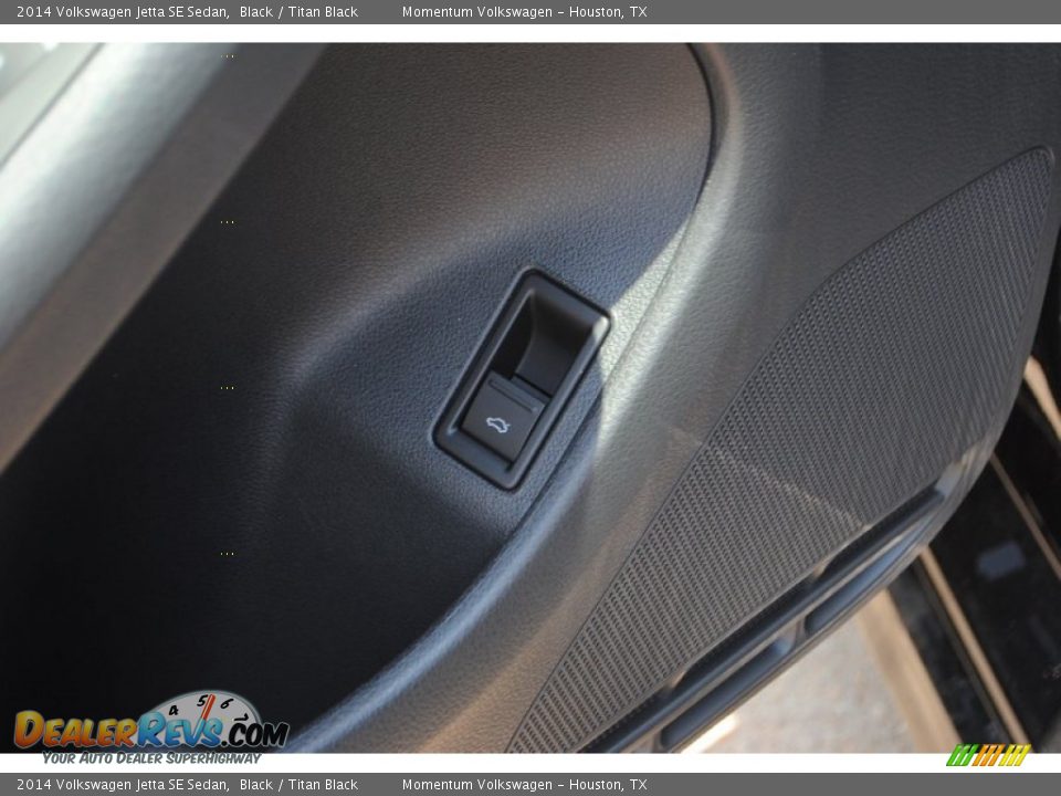 2014 Volkswagen Jetta SE Sedan Black / Titan Black Photo #17