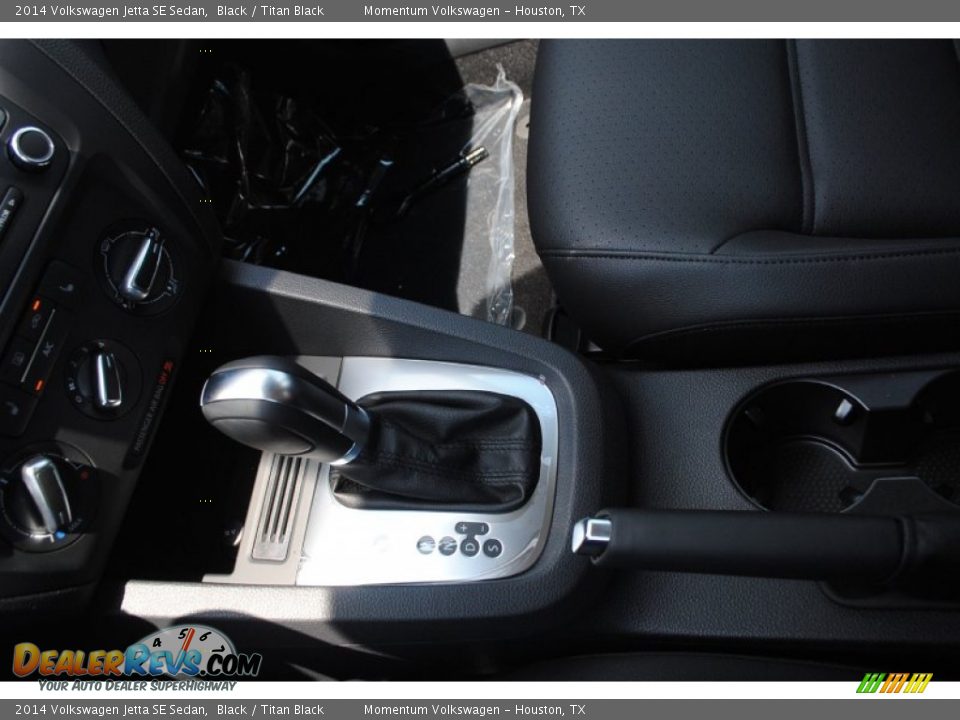 2014 Volkswagen Jetta SE Sedan Black / Titan Black Photo #24