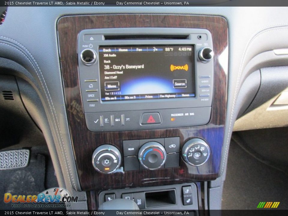 2015 Chevrolet Traverse LT AWD Sable Metallic / Ebony Photo #17