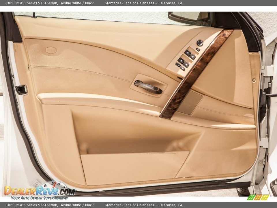 Door Panel of 2005 BMW 5 Series 545i Sedan Photo #21