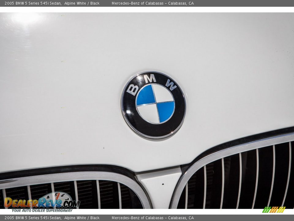2005 BMW 5 Series 545i Sedan Alpine White / Black Photo #27