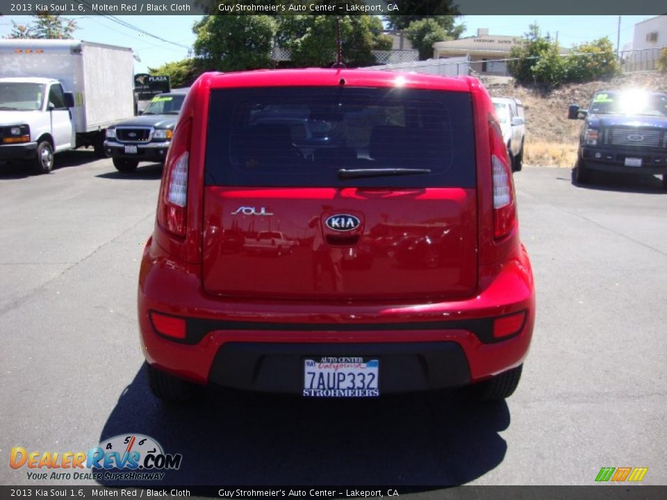 2013 Kia Soul 1.6 Molten Red / Black Cloth Photo #6