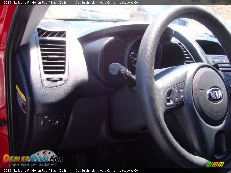 2013 Kia Soul 1.6 Molten Red / Black Cloth Photo #11