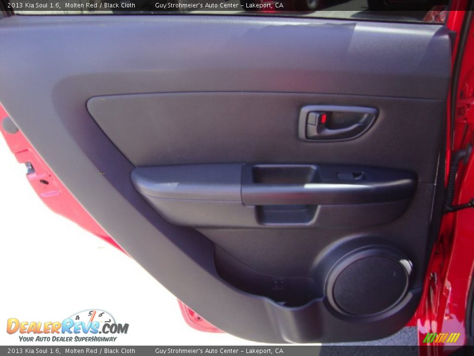 2013 Kia Soul 1.6 Molten Red / Black Cloth Photo #23