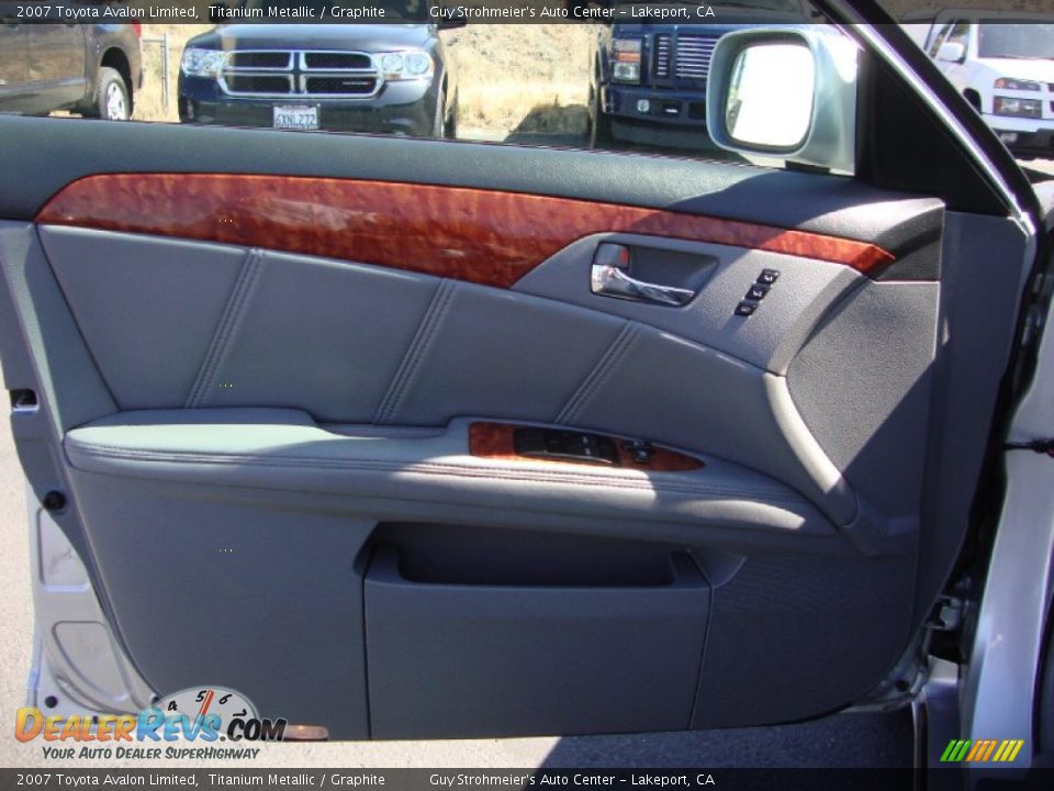 2007 Toyota Avalon Limited Titanium Metallic / Graphite Photo #9