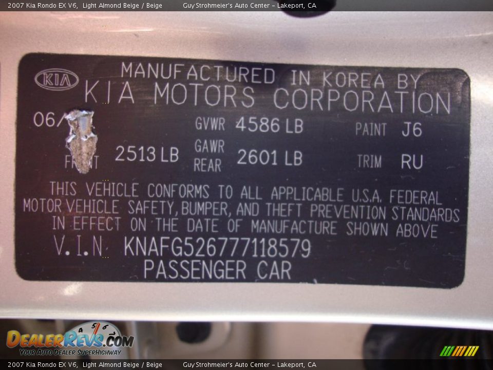 2007 Kia Rondo EX V6 Light Almond Beige / Beige Photo #26