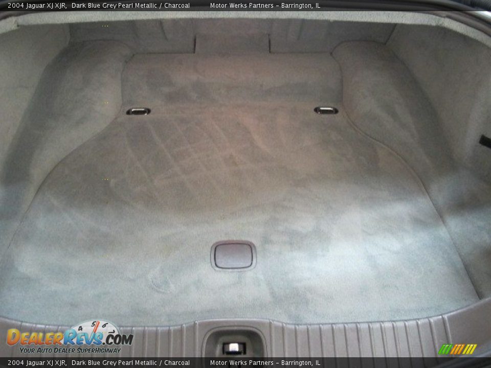 2004 Jaguar XJ XJR Trunk Photo #11