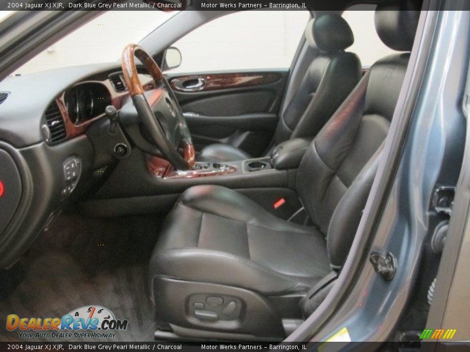 Charcoal Interior - 2004 Jaguar XJ XJR Photo #16