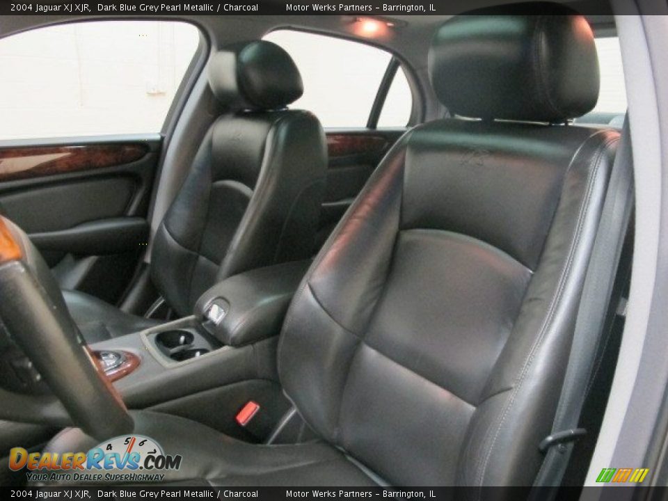Front Seat of 2004 Jaguar XJ XJR Photo #17