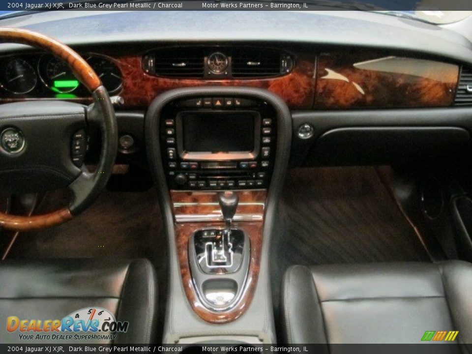 Dashboard of 2004 Jaguar XJ XJR Photo #25