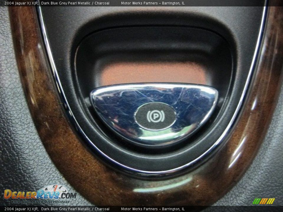 2004 Jaguar XJ XJR Dark Blue Grey Pearl Metallic / Charcoal Photo #33