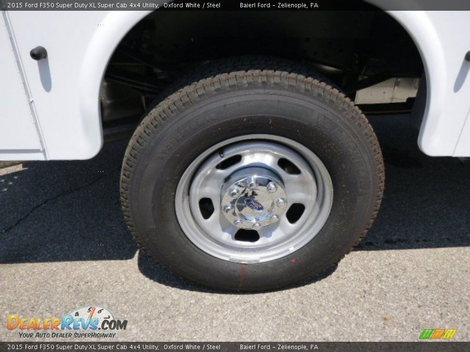 2015 Ford F350 Super Duty XL Super Cab 4x4 Utility Oxford White / Steel Photo #9