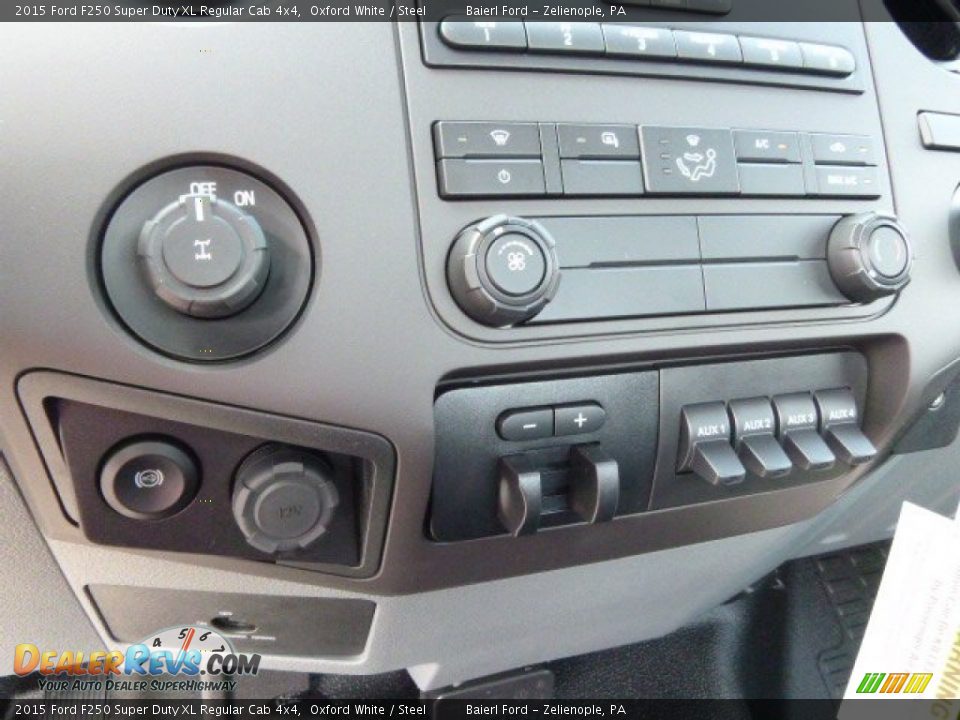 Controls of 2015 Ford F250 Super Duty XL Regular Cab 4x4 Photo #17