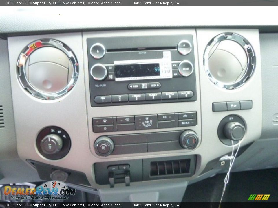 2015 Ford F250 Super Duty XLT Crew Cab 4x4 Oxford White / Steel Photo #14