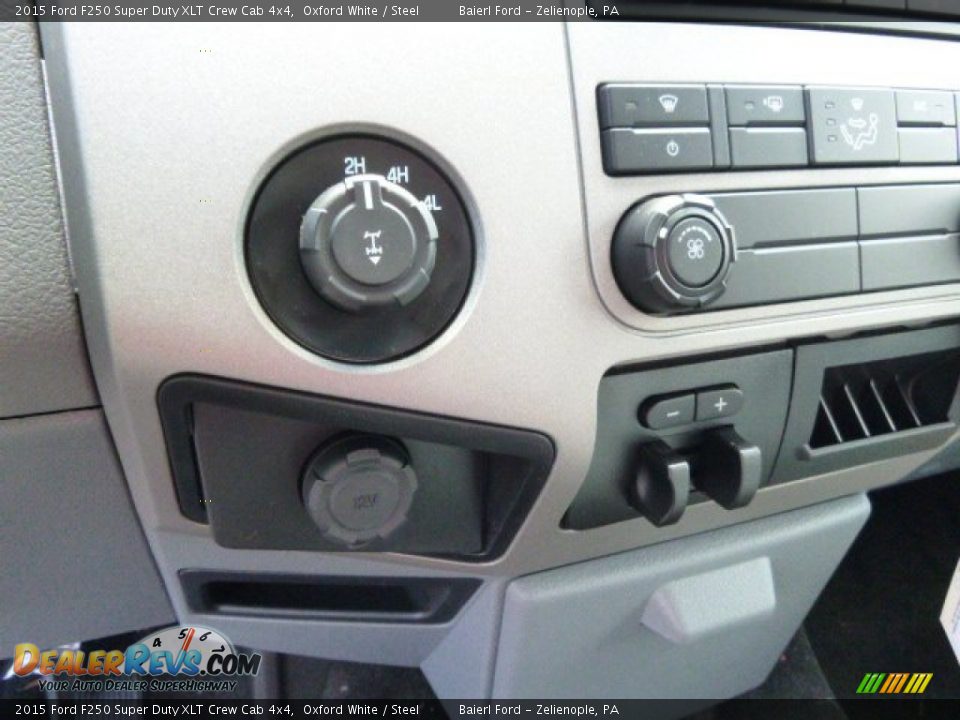 2015 Ford F250 Super Duty XLT Crew Cab 4x4 Oxford White / Steel Photo #15