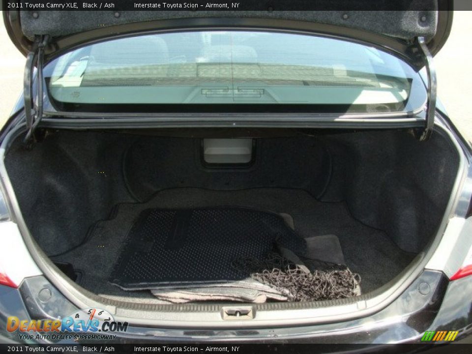2011 Toyota Camry XLE Black / Ash Photo #21