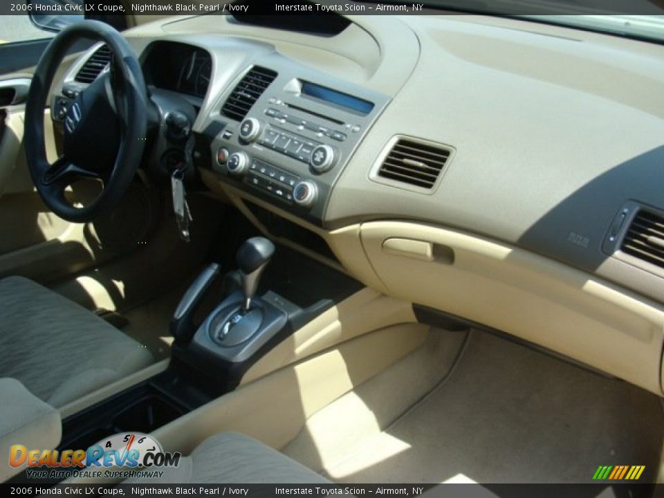 2006 Honda Civic LX Coupe Nighthawk Black Pearl / Ivory Photo #20