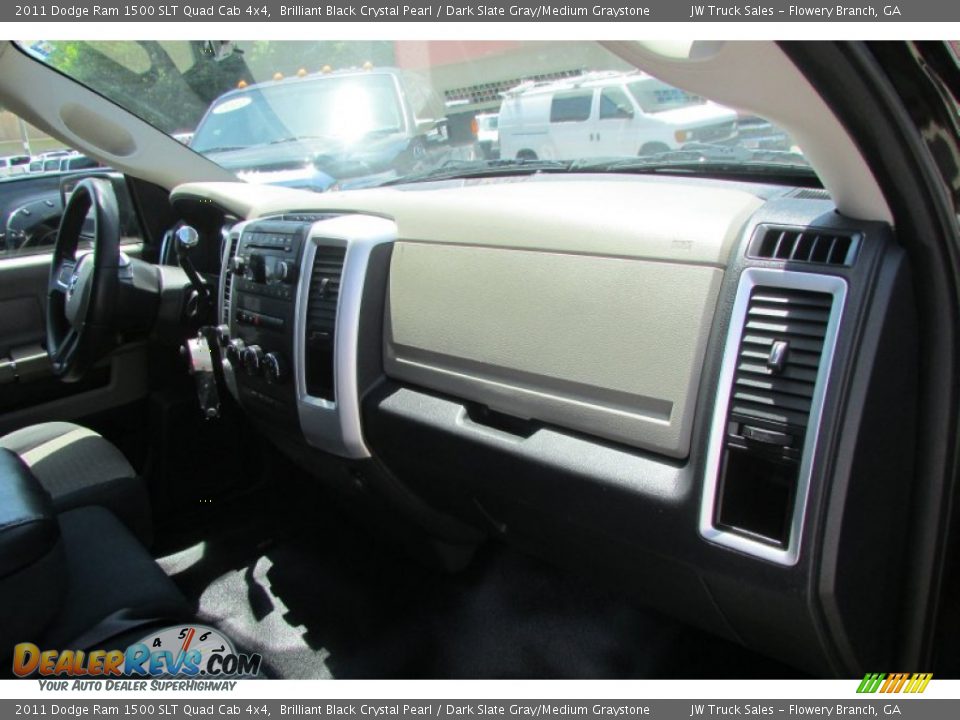 2011 Dodge Ram 1500 SLT Quad Cab 4x4 Brilliant Black Crystal Pearl / Dark Slate Gray/Medium Graystone Photo #22