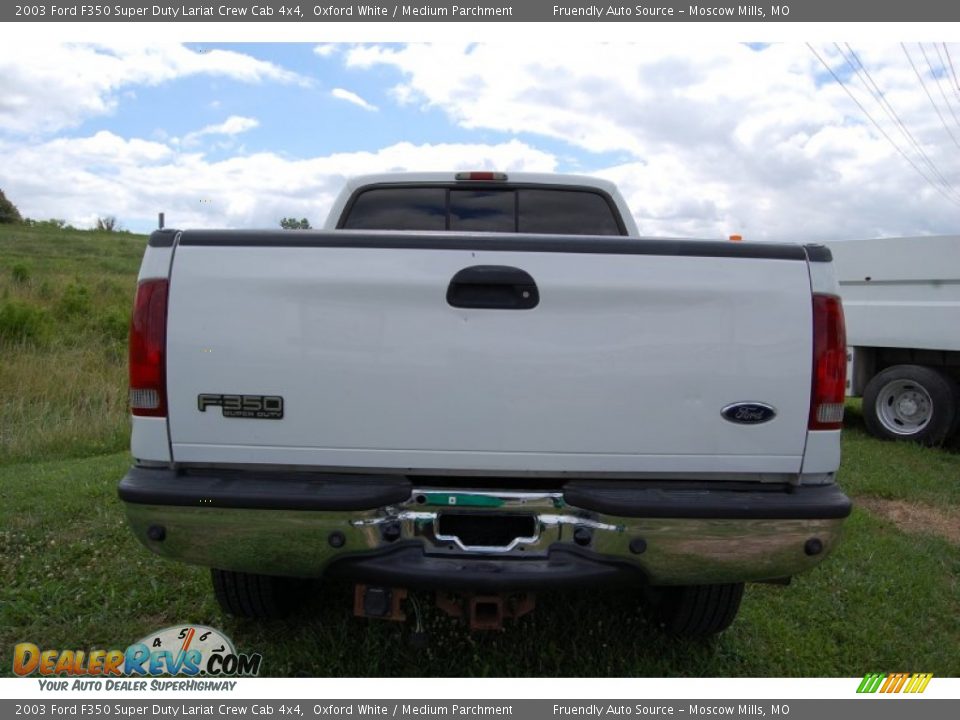 2003 Ford F350 Super Duty Lariat Crew Cab 4x4 Oxford White / Medium Parchment Photo #4