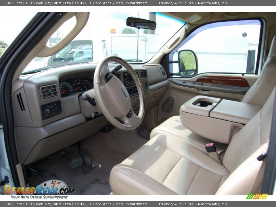 2003 Ford F350 Super Duty Lariat Crew Cab 4x4 Oxford White / Medium Parchment Photo #7