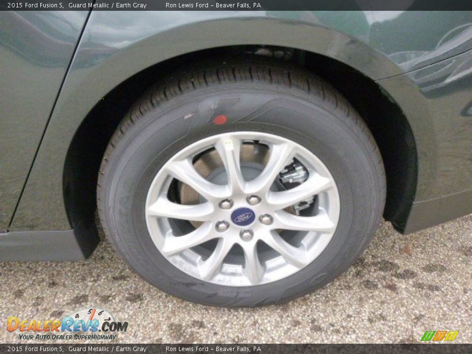 2015 Ford Fusion S Wheel Photo #9