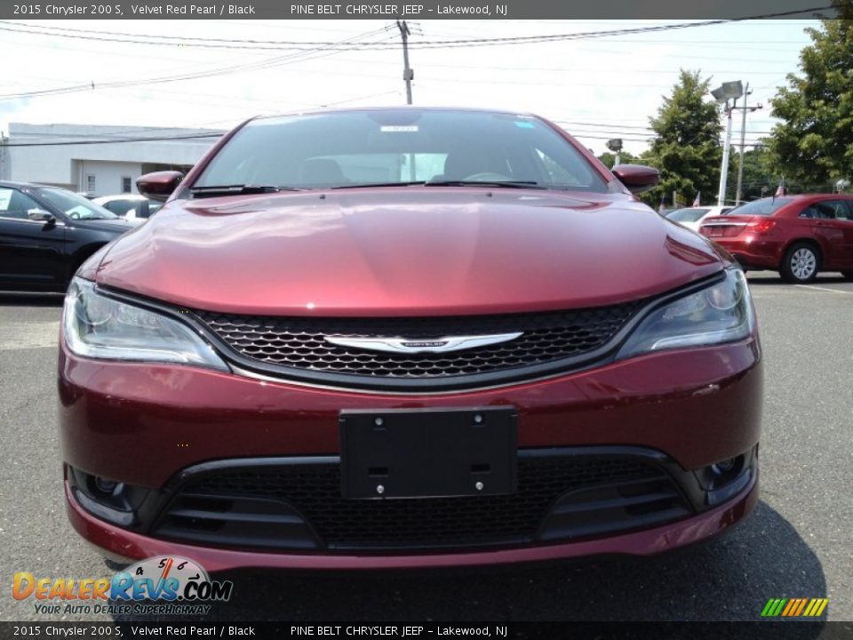 2015 Chrysler 200 S Velvet Red Pearl / Black Photo #2