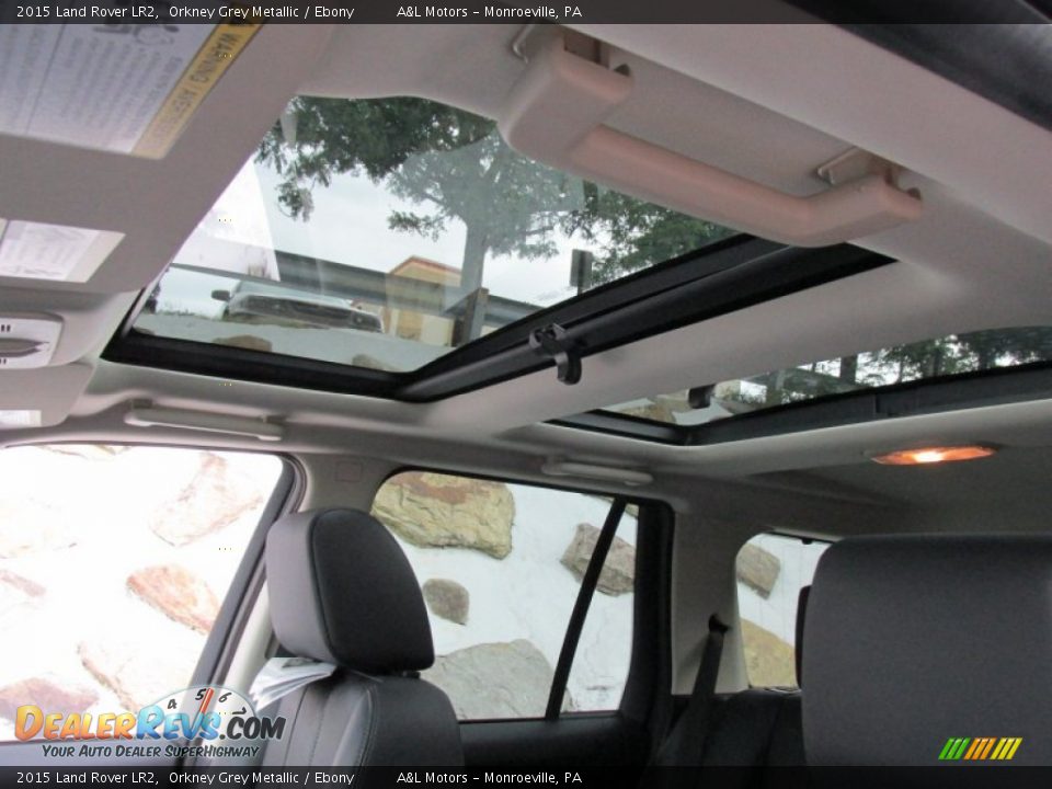 Sunroof of 2015 Land Rover LR2  Photo #11