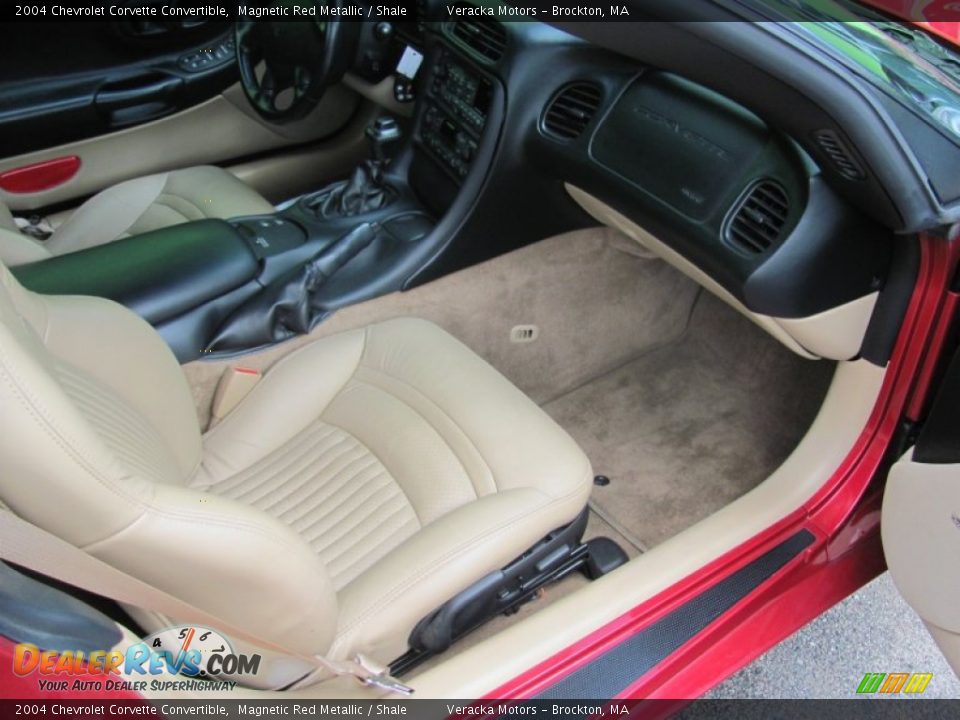 2004 Chevrolet Corvette Convertible Magnetic Red Metallic / Shale Photo #20