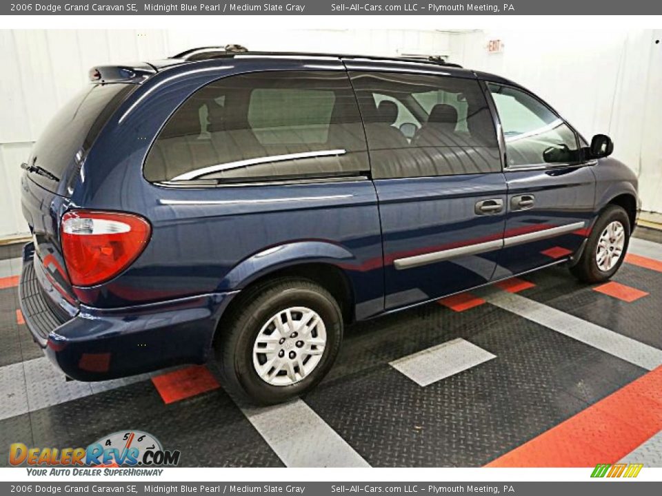 2006 Dodge Grand Caravan SE Midnight Blue Pearl / Medium Slate Gray Photo #5