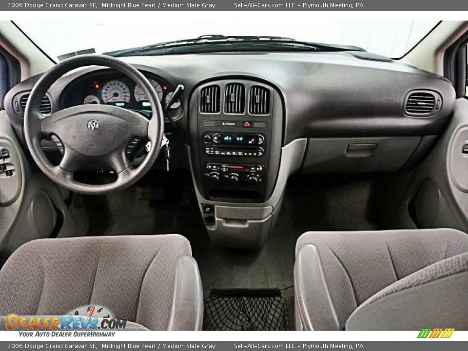 2006 Dodge Grand Caravan SE Midnight Blue Pearl / Medium Slate Gray Photo #8