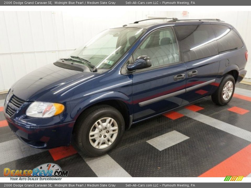 2006 Dodge Grand Caravan SE Midnight Blue Pearl / Medium Slate Gray Photo #10